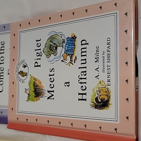 Set of 5 Original Winnie the Pooh Treasury Hardcover Mini Books - Picture 4 of 9